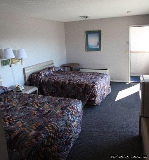 Seatac Inn Room photo